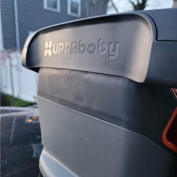 Uppababy Mesa Infant Car Seat - Picture 4 of 7